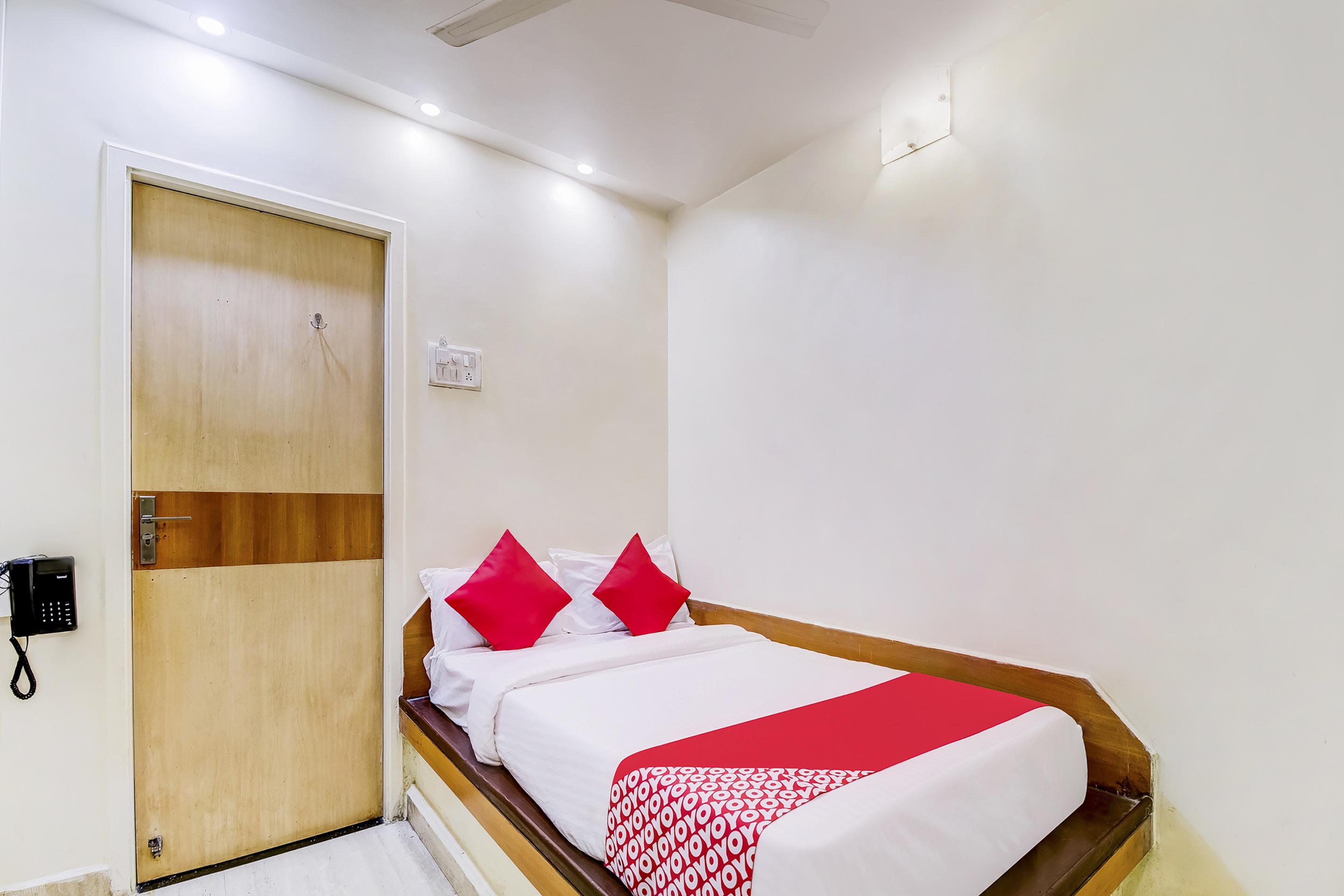 מומביי Super Oyo Hotel Dreamland מראה חיצוני תמונה