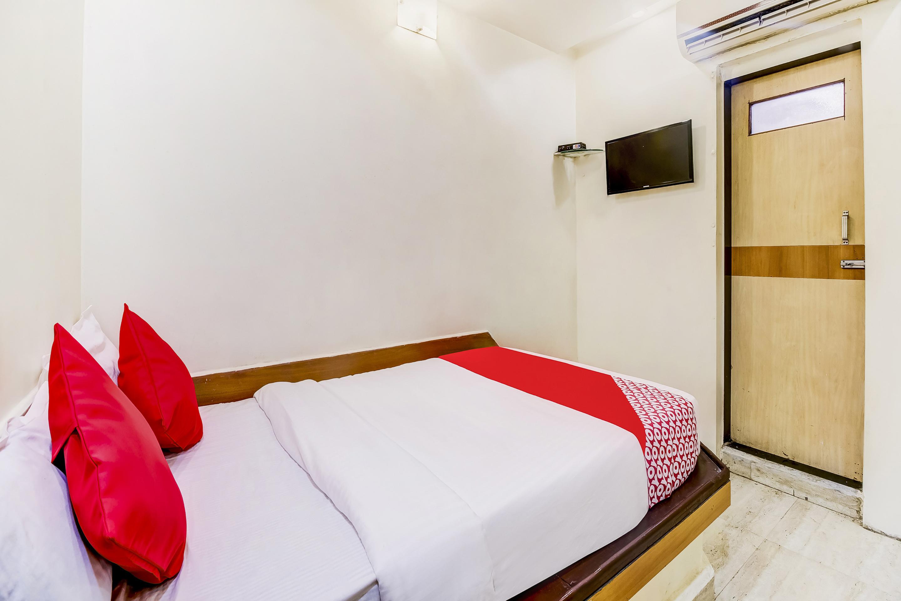 מומביי Super Oyo Hotel Dreamland מראה חיצוני תמונה