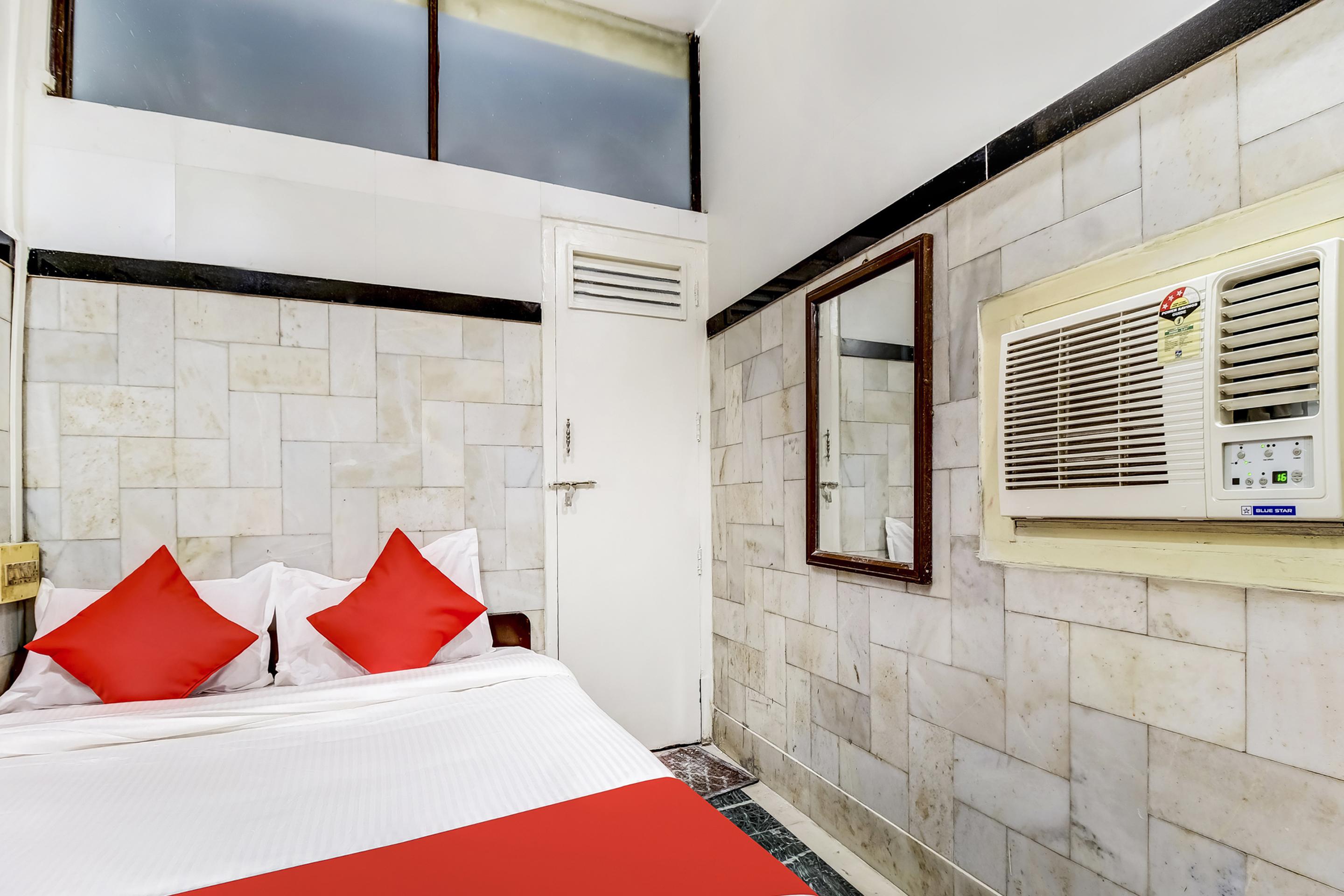 מומביי Super Oyo Hotel Dreamland מראה חיצוני תמונה