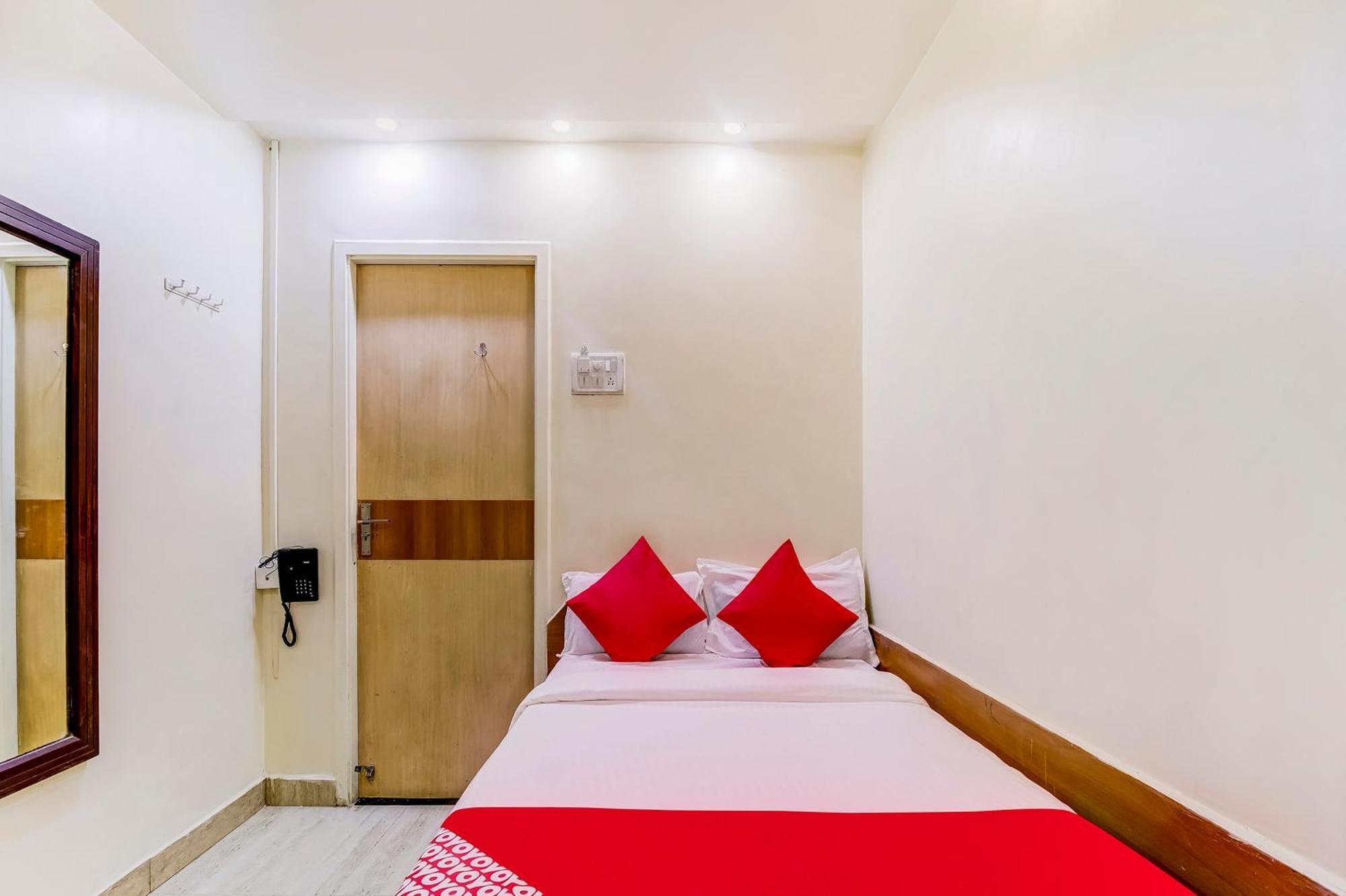 מומביי Super Oyo Hotel Dreamland מראה חיצוני תמונה